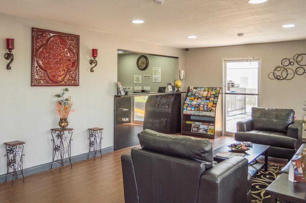 Super 8 By Wyndham Ardmore Esterno foto