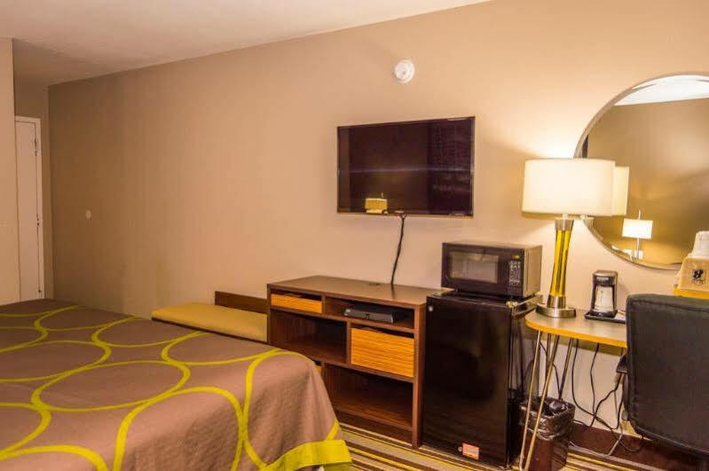 Super 8 By Wyndham Ardmore Esterno foto