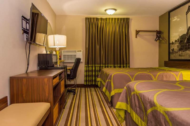 Super 8 By Wyndham Ardmore Esterno foto